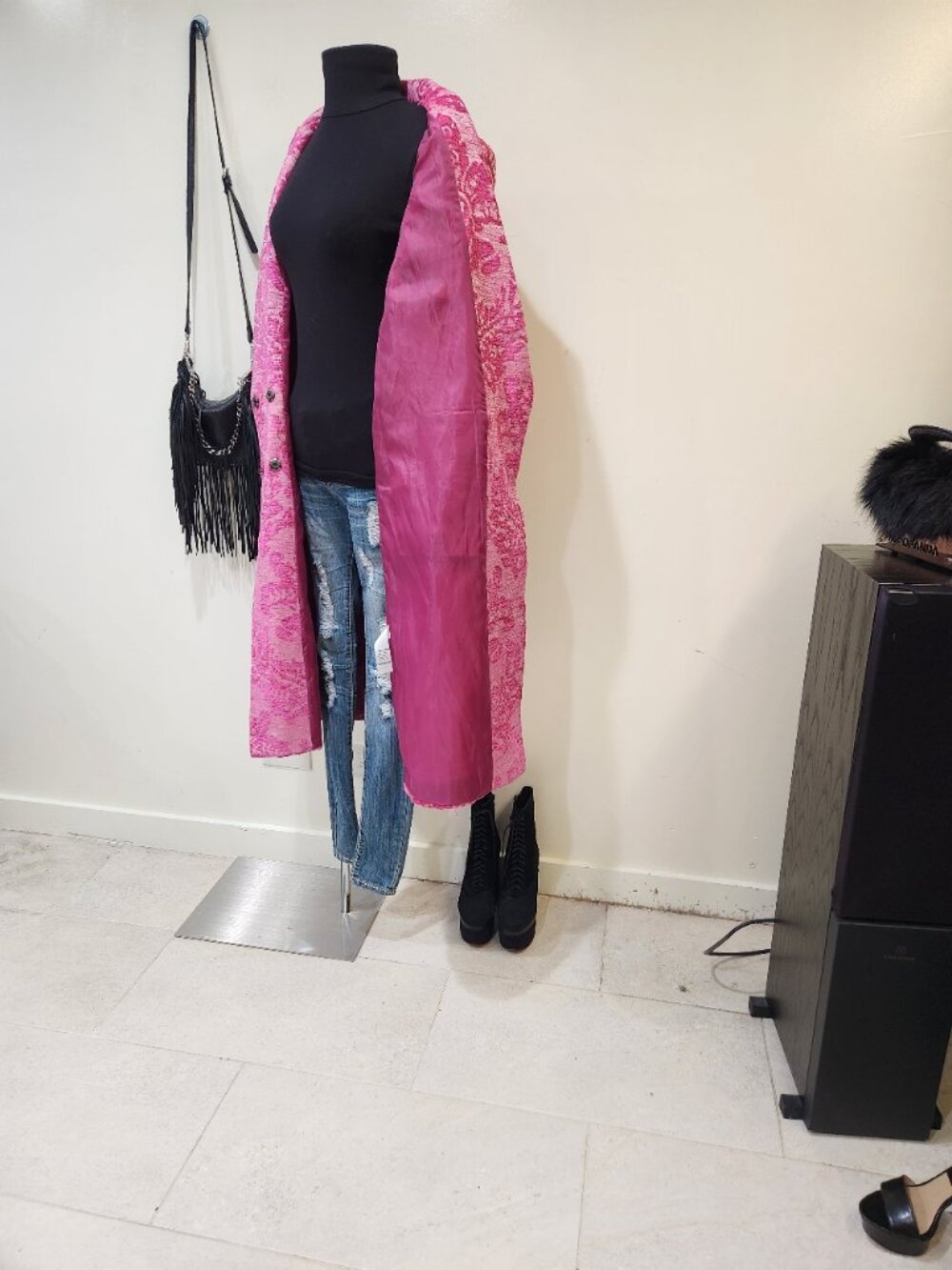 🦋🔥💋UBER GORGE!💋🦋🔥70's Inspired Pink Floral Jacquard Tapestry Trench Coat - Picture 12 of 16